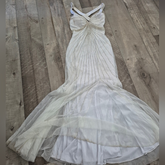 Sean Collection Formal Gown Sequin Beaded White Tulle Mermaid S - Picture 2 of 9